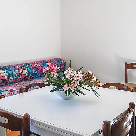 Beautiful In With 2 Bedrooms